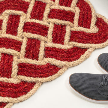 Maeve Classic Coastal Scalloped Basketweave Coir Mat